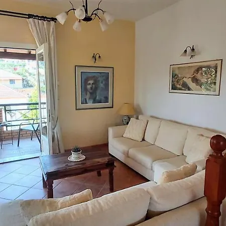 Lägenhet Mirmidones Corfu