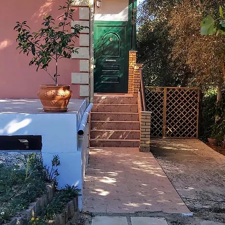 Lägenhet Mirmidones Corfu