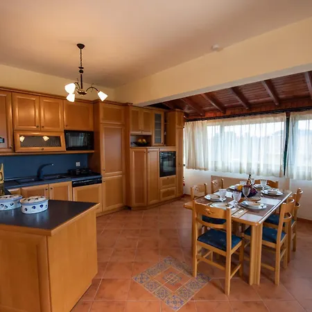 Mirmidones Corfu Lägenhet Petrití